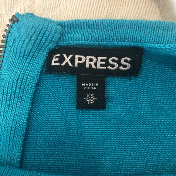 Express Dress with sleeves - Picture 4 of 4